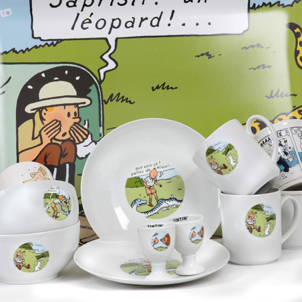 AXIS : Tintin, lot vaisselle porcelaine Le Lotus bleu : …